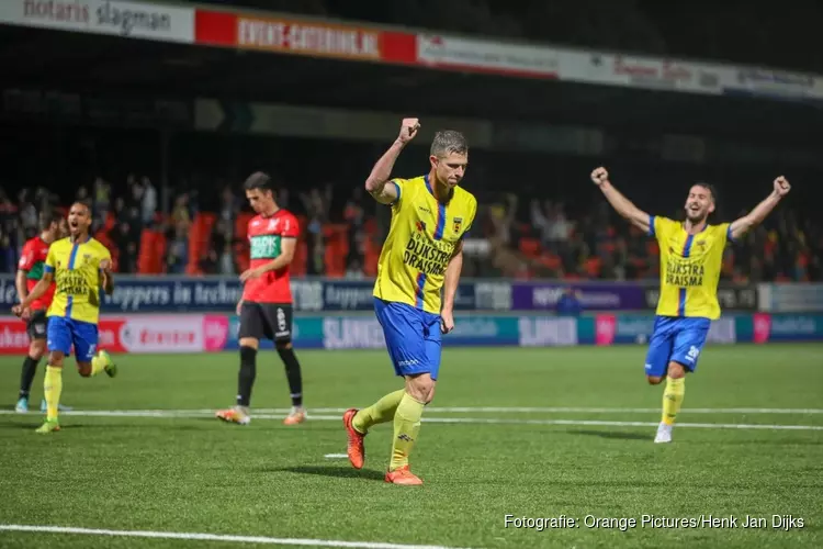 Titelfavoriet SC Cambuur begint competitie met zege op NEC