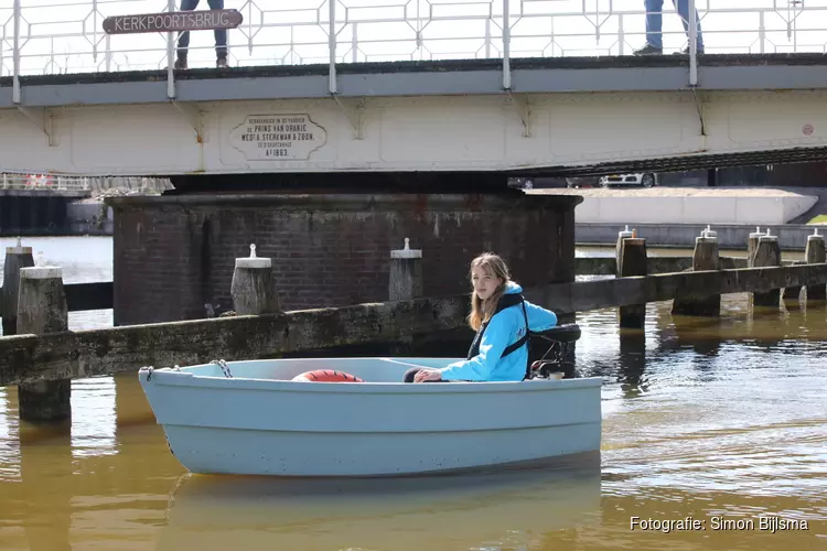 Maritieme Academie Harlingen wint 3d-geprinte boot van zwerfafval