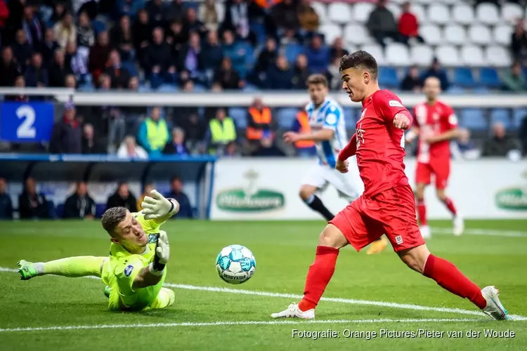 FC Twente klopt SC Heerenveen in blessuretijd