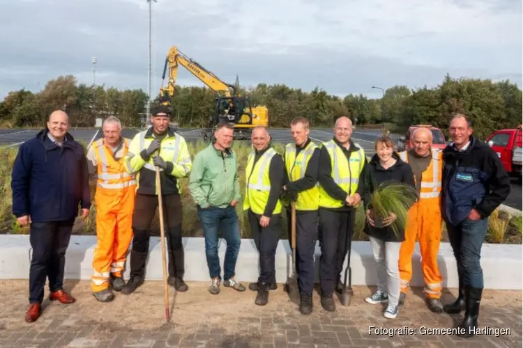 Parkeerterrein Westerzeedijk weer open na grote opknapbeurt